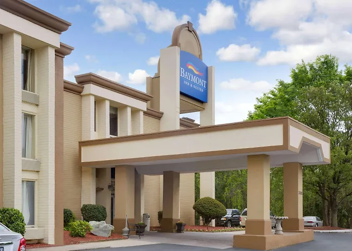 Baymont By Wyndham Charlotte-Airport Coliseum Hotel